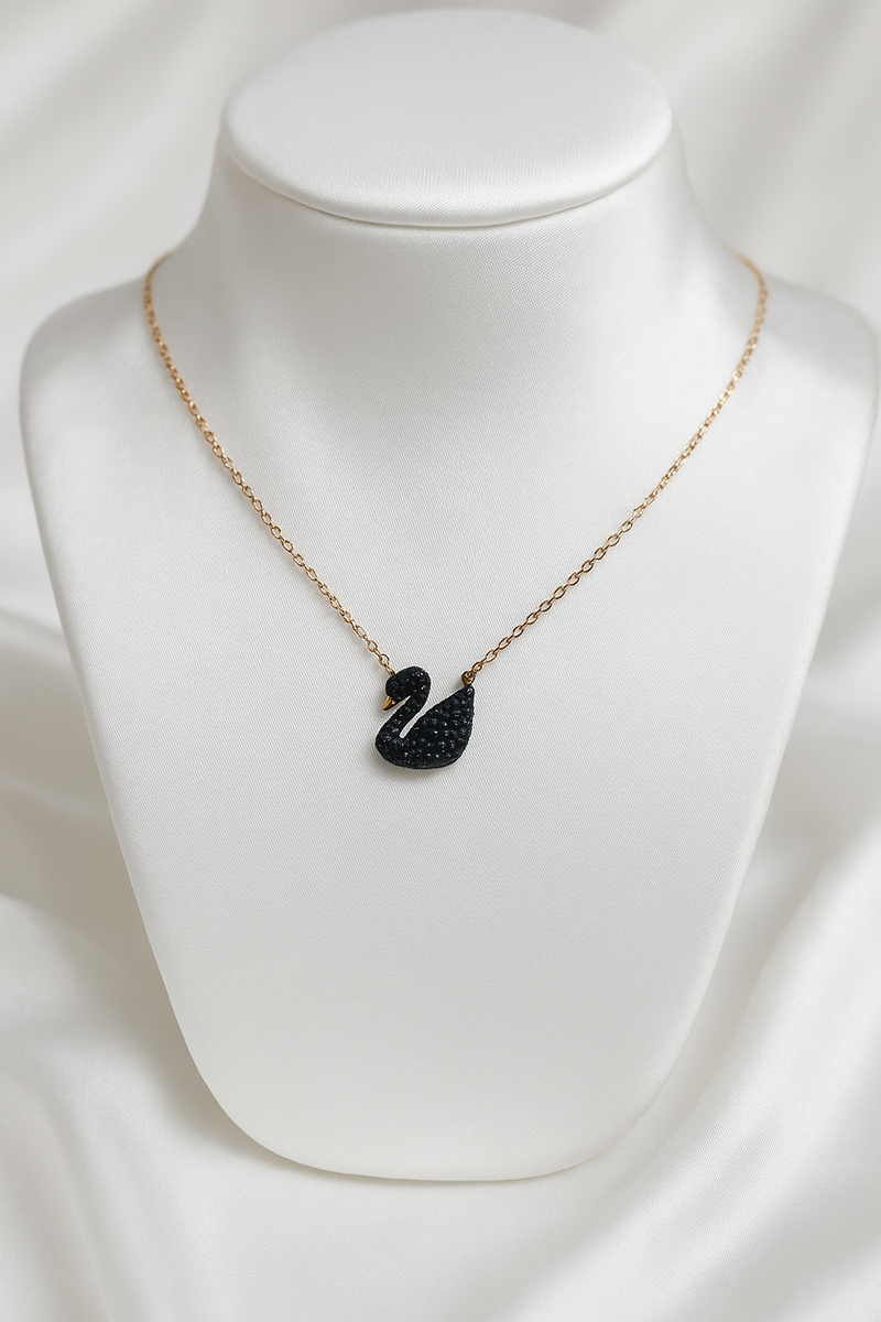 Pearl Chain, Swan/Duck Locket Or Titli Chain Pendal And Dokiya, Tanmaniya in gold plated ( Big )
