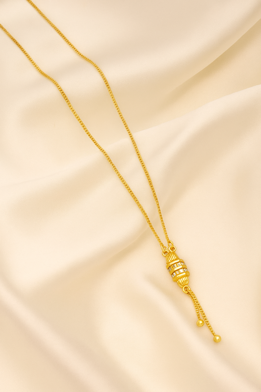 Zelra Majestic Gold Pendant Necklace – Where Tradition Meets Elegance